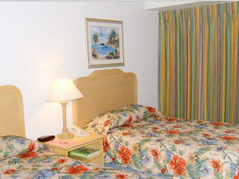 Castaways Resort And Suites Freeport Ruang foto