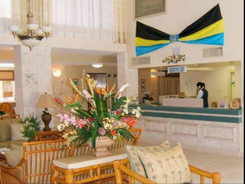 Castaways Resort And Suites Freeport Bagian luar foto