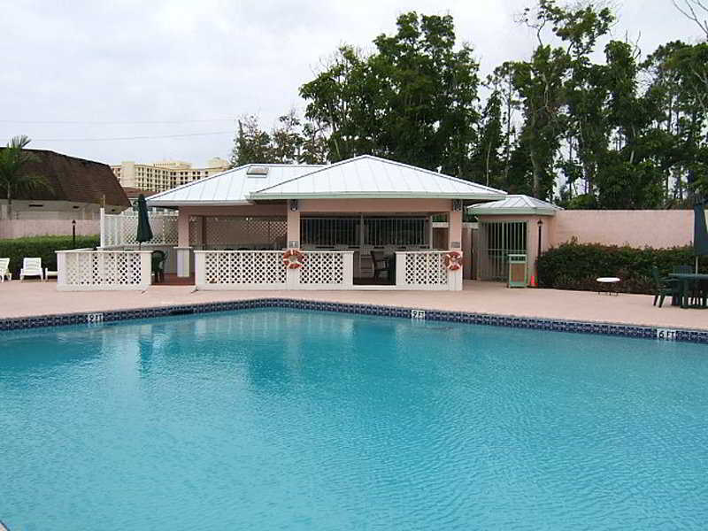 Castaways Resort And Suites Freeport Bagian luar foto